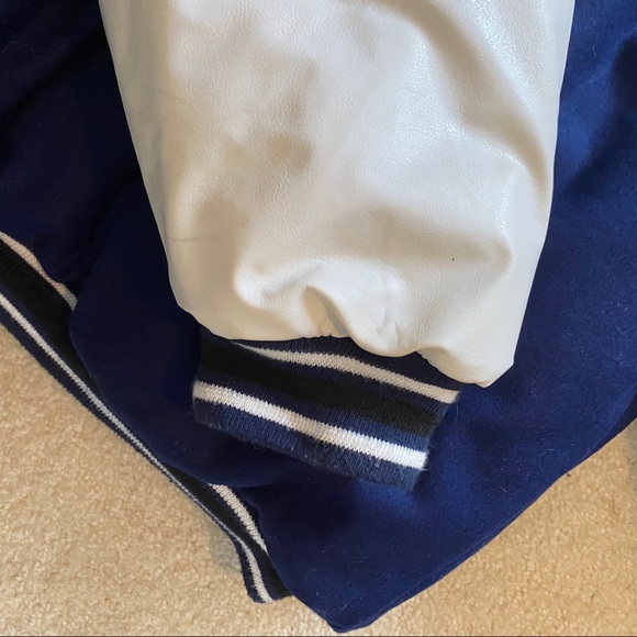 Vintage Toronto Maple Leafs Letterman Jacket - Picture 13 of 13